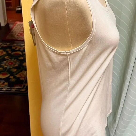 NWT ZOZO Large White Tank Top #YC15 - Picture 4 of 6